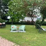 アパート La Unique - Le Jardin Sur Les Pyrenees- Vue Panoramique Montagne -jardin Cloture Prive De 100m2-parking-linge De Lit Et Serviettes Compris-
