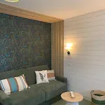 La Unique - Le Jardin Sur Les Pyrenees- Vue Panoramique Montagne -jardin Cloture Prive De 100m2-parking-linge De Lit Et Serviettes Compris- アパート ビエル