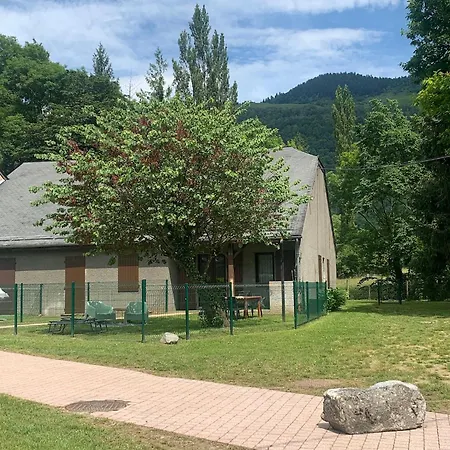 La Unique - Le Jardin Sur Les Pyrenees- Vue Panoramique Montagne -jardin Cloture Prive De 100m2-parking-linge De Lit Et Serviettes Compris- *