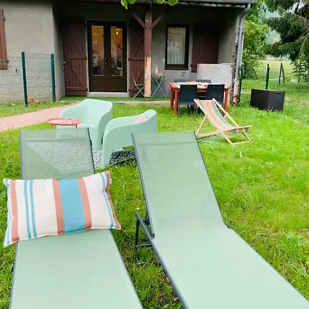 La Unique - Le Jardin Sur Les Pyrenees- Vue Panoramique Montagne -jardin Cloture Prive De 100m2-parking-linge De Lit Et Serviettes Compris-