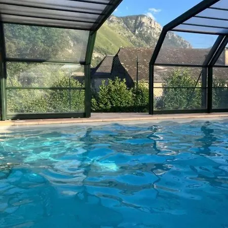 La Unique - Le Jardin Sur Les Pyrenees- Vue Panoramique Montagne -jardin Cloture Prive De 100m2-parking-linge De Lit Et Serviettes Compris- Apartmán *