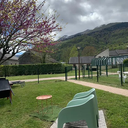 La Unique - Le Jardin Sur Les Pyrenees- Vue Panoramique Montagne -jardin Cloture Prive De 100m2-parking-linge De Lit Et Serviettes Compris- *