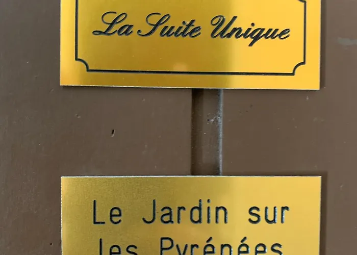 Appartement La Unique - Le Jardin Sur Les Pyrenees- Vue Panoramique Montagne -jardin Cloture Prive De 100m2-parking-linge De Lit Et Serviettes Compris- *